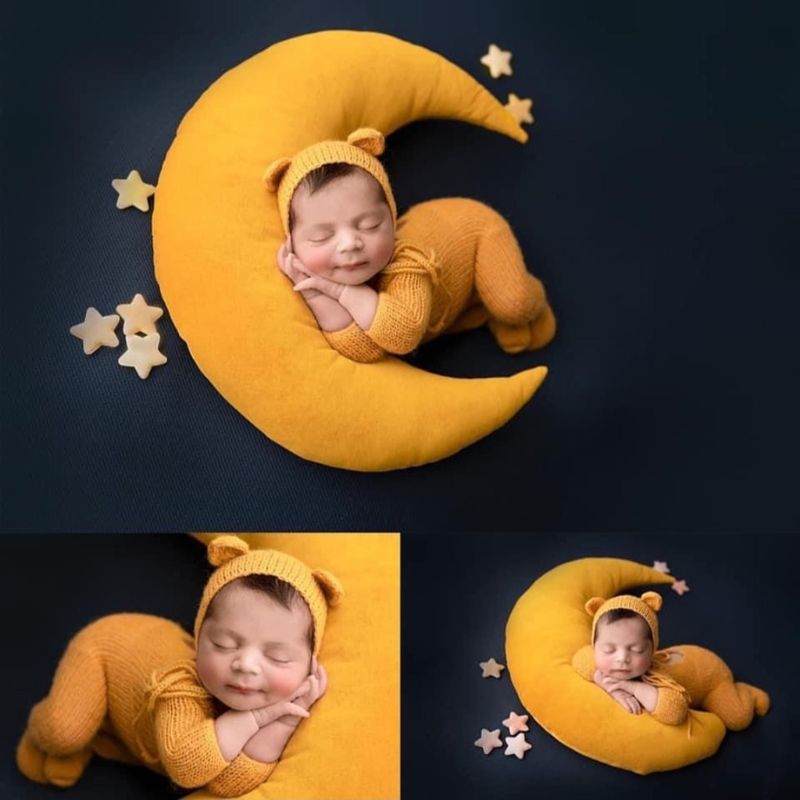 Posing Beans Moon Pillow
